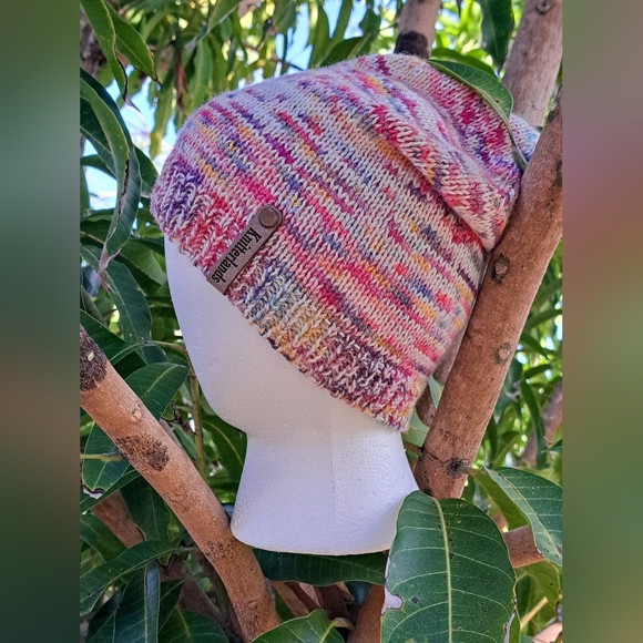 Hand Knit Beanie Hat Stocking Cap Premium Merino Wool Multicolor White Pink - Picture 3 of 16